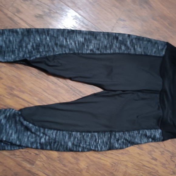 Women's Black and Gray Leggings - Picture 1 of 3